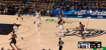 直捣黄龙！杰伦-威廉姆斯冲击篮筐强攻打中 雷霆领先10分打停掘金